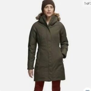 The North Face Women’s Artctic Down II Parka Olive Green size M